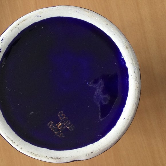 VTG Cobalt Blue 9 3/4" ceramic vase gold gild handles made in Italy white angel - Picture 9 of 9